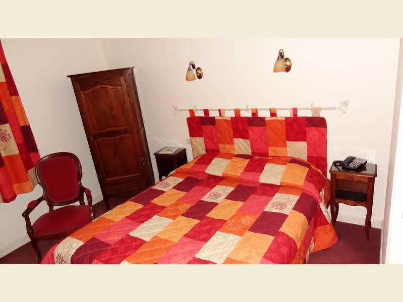 Logis Hotel Calisola Besancon - Soiree Etape Chalezeule Экстерьер фото