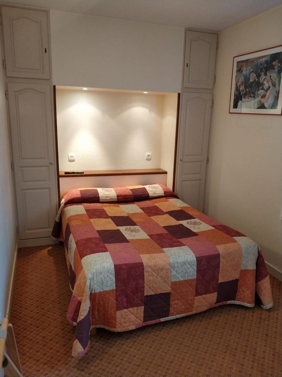Logis Hotel Calisola Besancon - Soiree Etape Chalezeule Экстерьер фото