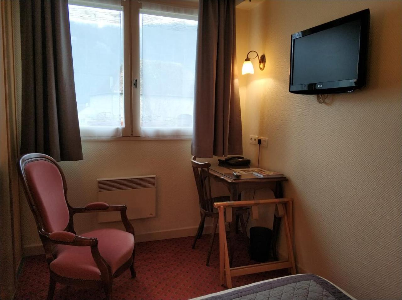 Logis Hotel Calisola Besancon - Soiree Etape Chalezeule Экстерьер фото