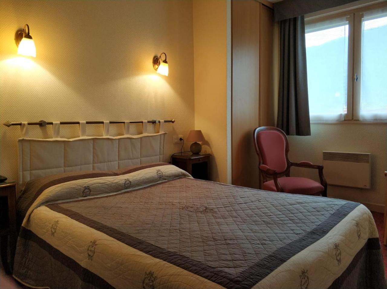 Logis Hotel Calisola Besancon - Soiree Etape Chalezeule Экстерьер фото