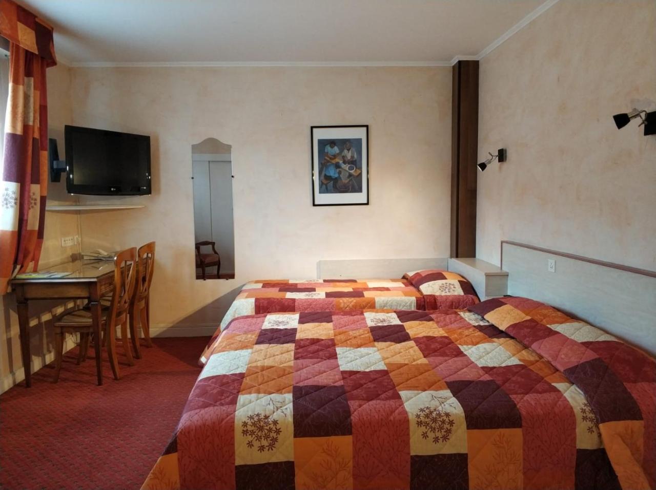 Logis Hotel Calisola Besancon - Soiree Etape Chalezeule Экстерьер фото