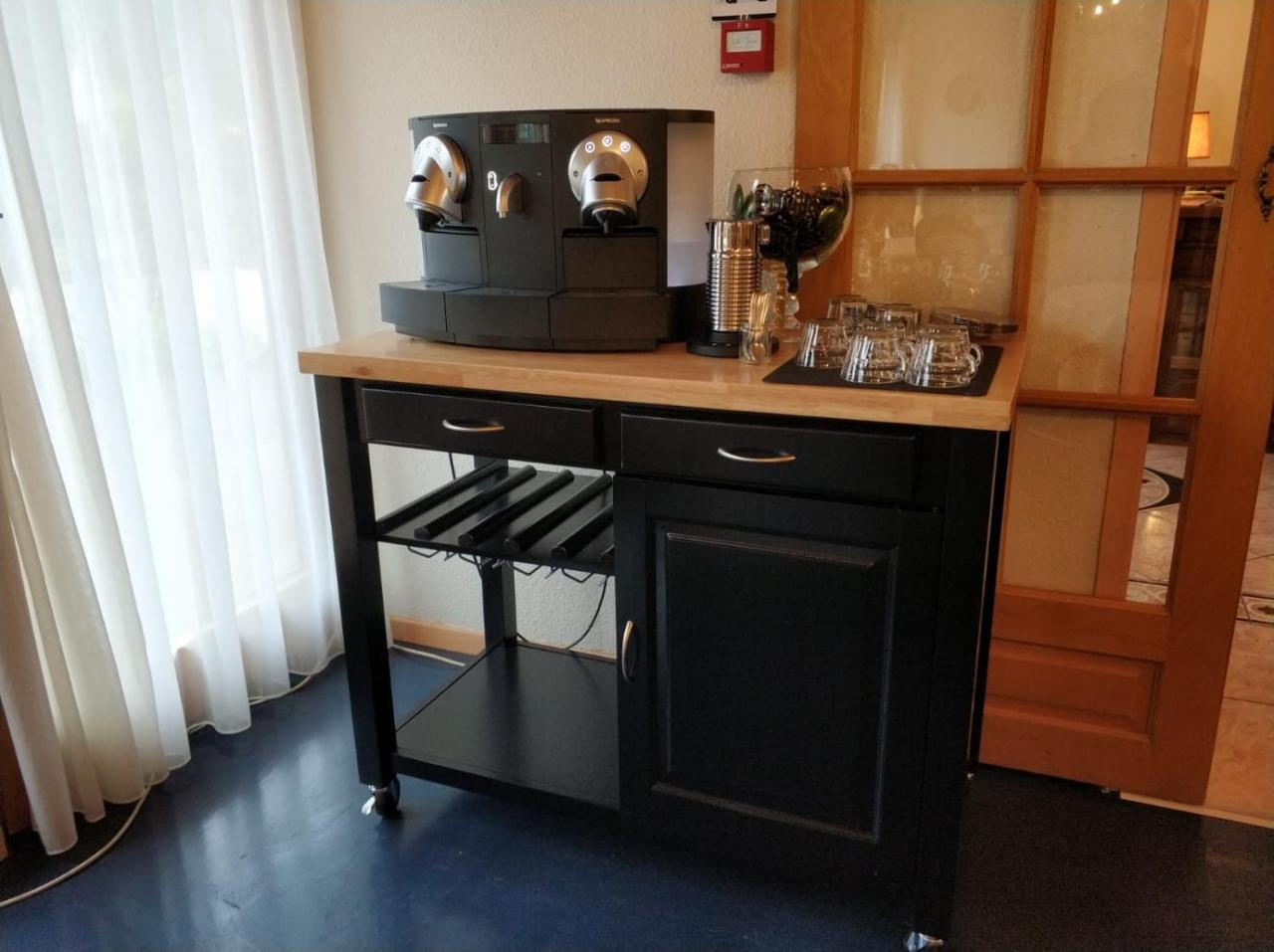 Logis Hotel Calisola Besancon - Soiree Etape Chalezeule Экстерьер фото