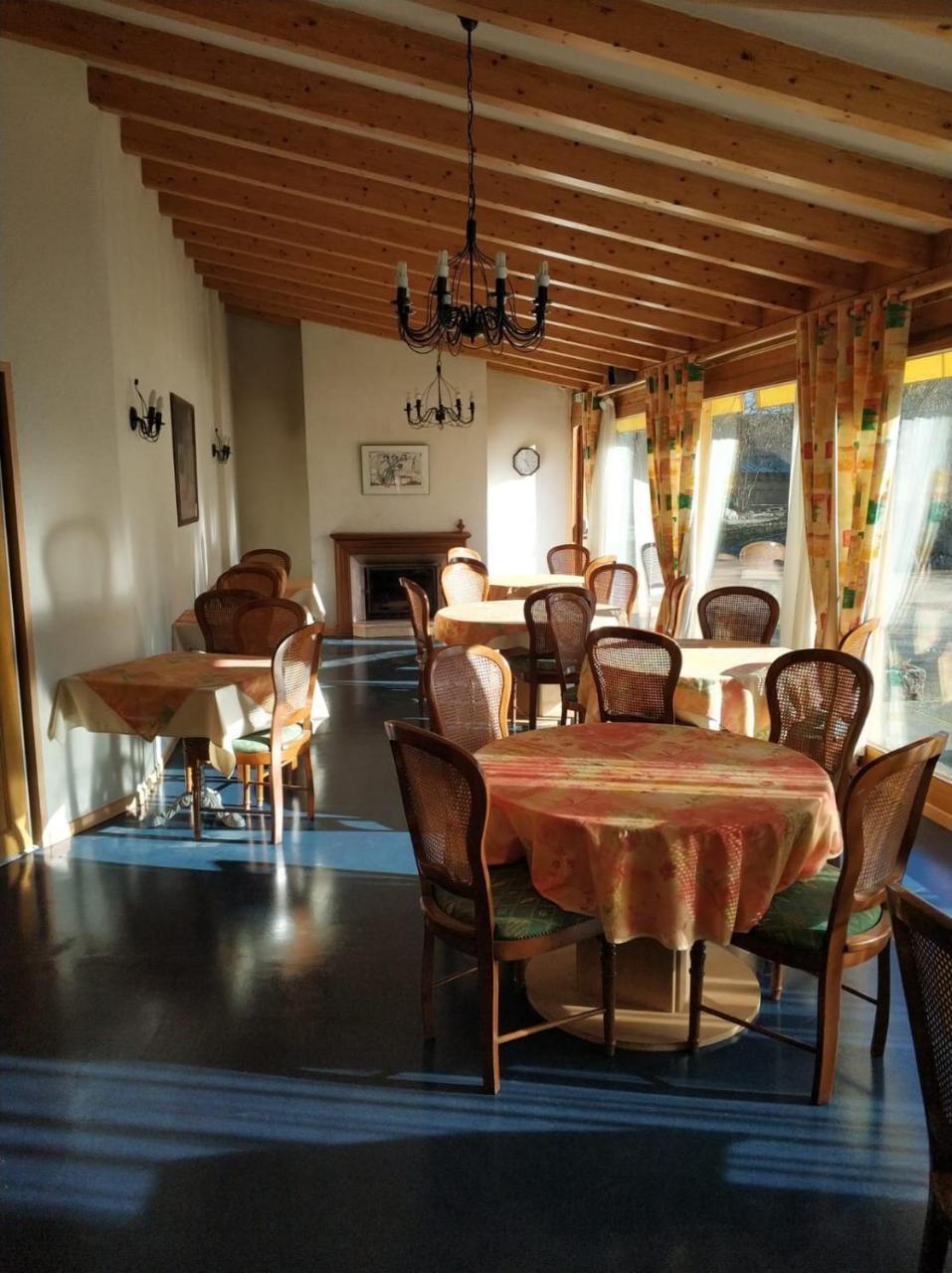 Logis Hotel Calisola Besancon - Soiree Etape Chalezeule Экстерьер фото